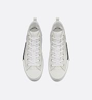 Dior B23 Low-Top Sneaker in White Dior Oblique Canvas – 3SH118YNT_H060 - 3