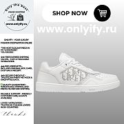 Dior B30 Sneaker in White Smooth Calfskin and White Dior Oblique Galaxy Leather – 3SN272ZSB_H000 - 1