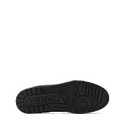 Louis Vuitton LV Trainer Sneaker for Men in Calf Leather – Style 1AIKRM - 5