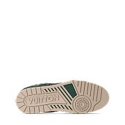 Louis Vuitton LV Trainer Sneaker for Men in Calf Leather – Style 1AIKP0 - 5