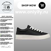 Dior Men’s B33 Sneaker in Black Grained Calfskin and Black Dior Gravity Leather – Style 3SN303ZAY_H960 - 1
