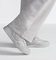 Dior B27 Uptown Low-Top Sneaker Gray Grained Calfskin and Gray Dior Gravity Leather – Luxury Men’s Designer Sneaker 3SN272ZAY_H8681 - 5