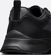 Dior B25 Runner Sneaker Black Smooth Calfskin & Dior Oblique Jacquard – Luxury Men’s Designer Sneaker 3SN299ZIR_H900 - 3